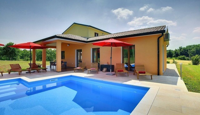 Sunny finca in secluded location with private pool - dogs are also welcome here