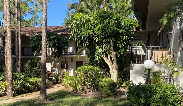 Sunny Florida Escape: 2-Bed Condo Minutes from Beaches & Fun!