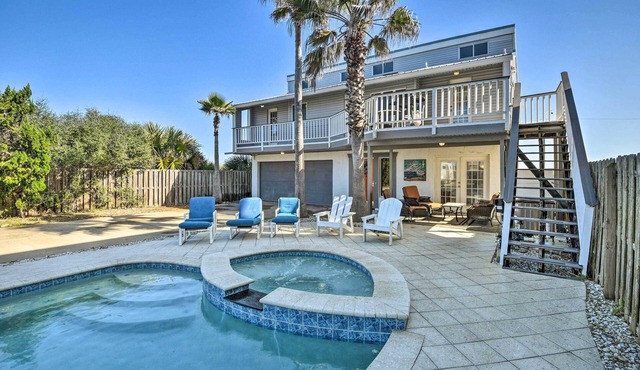 Sunny Florida Home w/Decks & View, Steps to Beach