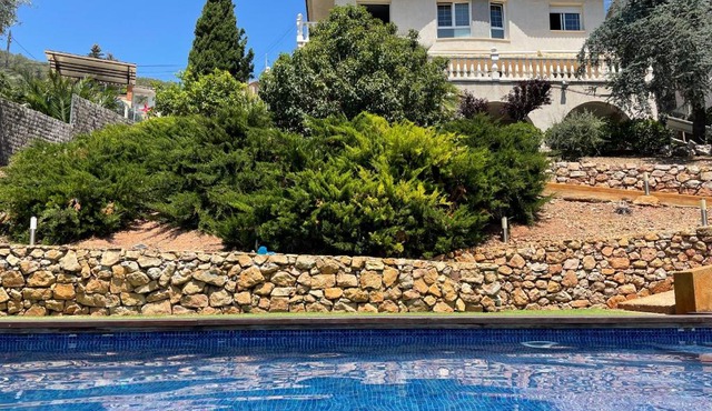 Sunny forest Villa near Barcelona
