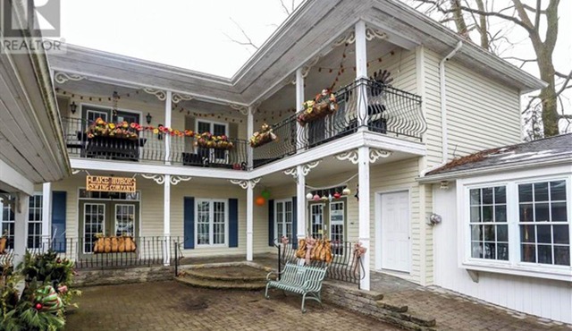 Sunny Gardens - Village of Bayfield