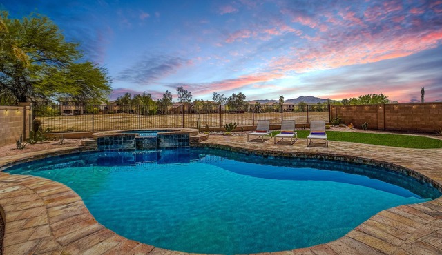 SUNNY HAVEN modern luxury VIEW home GATED, heated POOL, SPA, gas BBQ / firepit