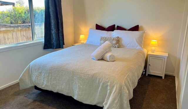 Sunny Home in Hanmer Springs 🌞