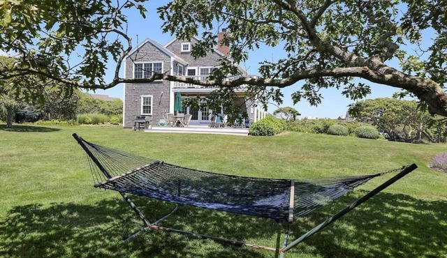 Sunny Home on 3 Acres with Panoramic Ocean Views