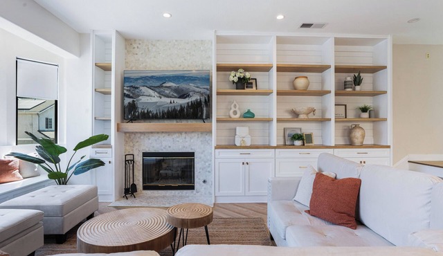 Sunny Home W View in Tujunga near Universal Studio