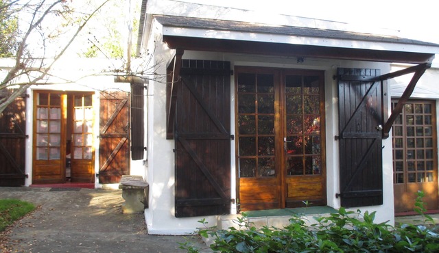 Sunny, lovely Bungalow In A Quiet And Secluded Garden In The Landes Region
