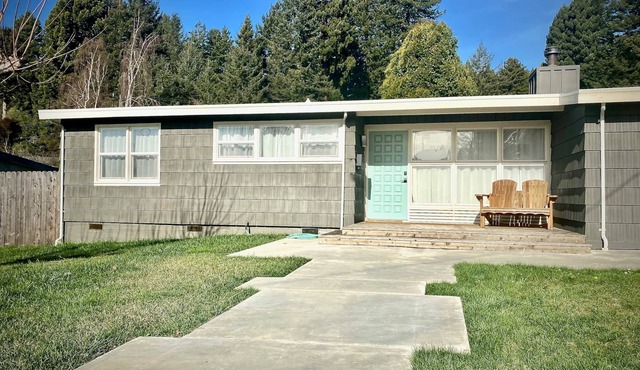 Sunny Mid-Century Gem