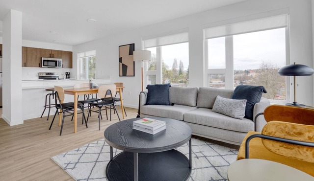 Sunny Mt Baker 2BR w/ Gym, Rooftop & W/D, near light rail, by Blueground