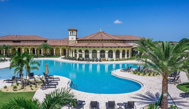 SUNNY PARADISE VACATION-GRAND PARADISO VENICE