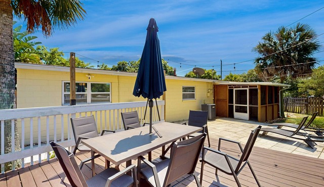 Sunny Pet-Friendly Retreat - Backyard with Lounge Seating, Firepit, Grill & Outdoor Patio! ☀️
