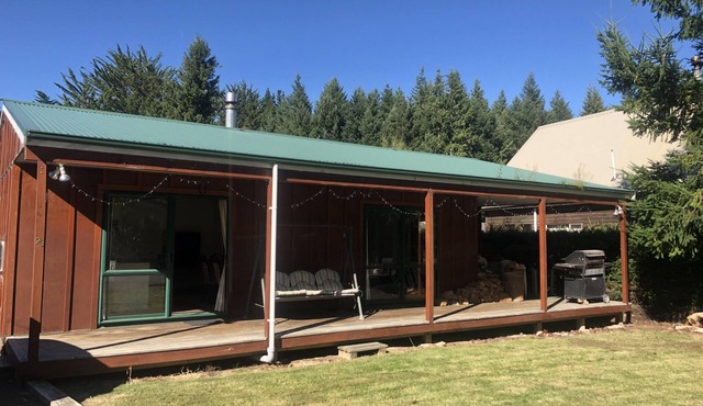 Sunny, private getaway in Naseby