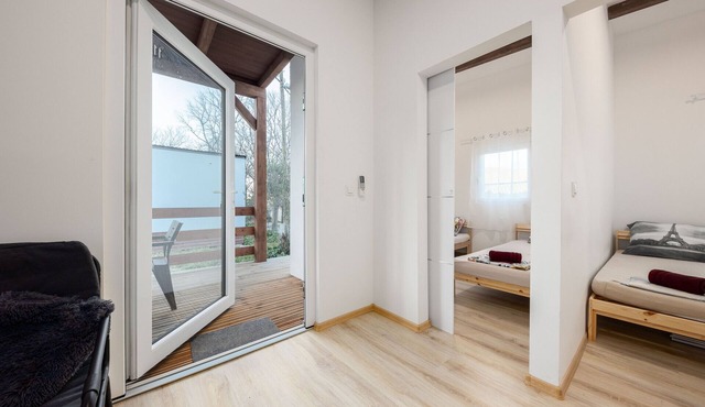 Sunny Resort 3-bedroom bungalow with park view