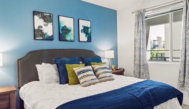 Sunny Retreat | Near Mayo | Heated Pool & King Bed