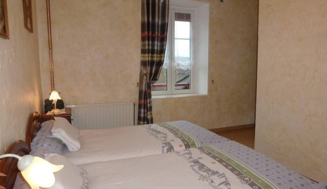 Sunny room with garden and Wifi in Villafans