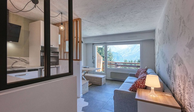 Sunny studio with Mont Blanc view, near slopes - 2 pers