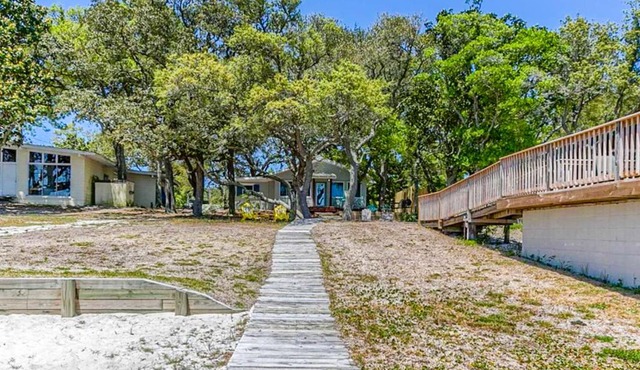 Sunny South by Meyer Vacation Rentals