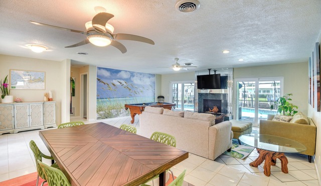 Sunny South Daytona Home w/Pool & Grill!