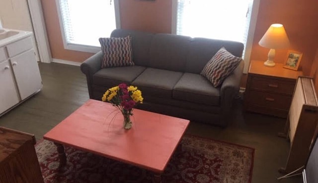 Sunny suite w/private entrance; view of Betsie Bay one block from Lake Michigan