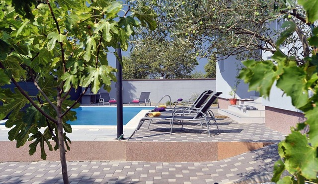 Sunny villa with private pool