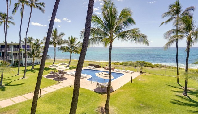 Sunny Waianae Condo with Ocean View!