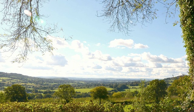 Sunnybank A Holiday With A View!