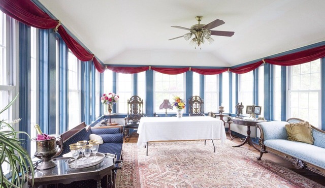 Sunnybrae is for families, is pet friendly and is a Beautiful Wedding Venue.