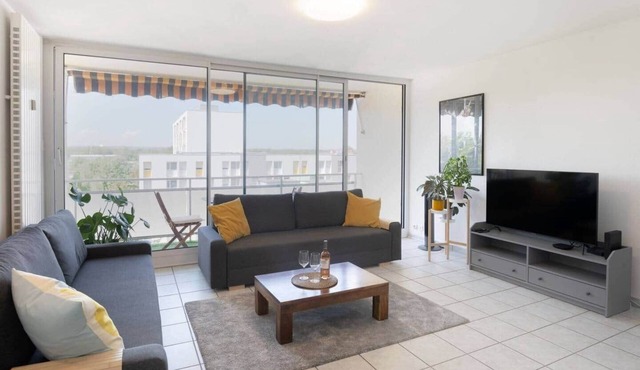 SunnyFlat: EuroAiport/Basel/TrainStation/Center