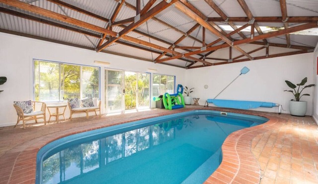 Sunnymead Heated Pool Retreat