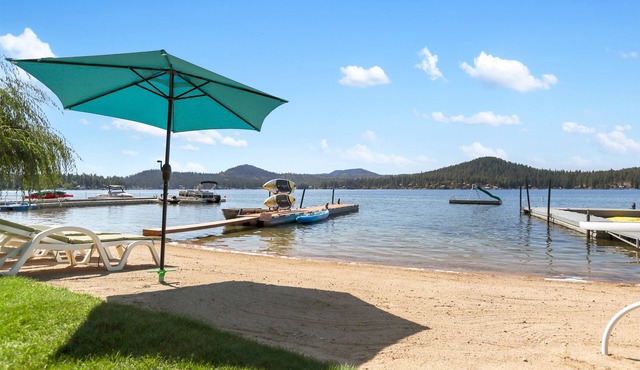 Sunnyside Beach Retreat-a great place to build memories