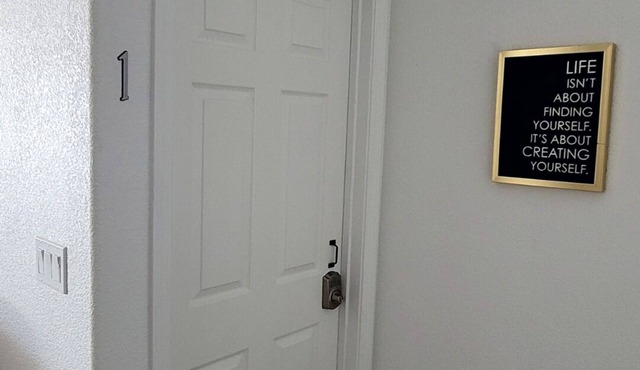 Sunnyside Doors Master Suite 1