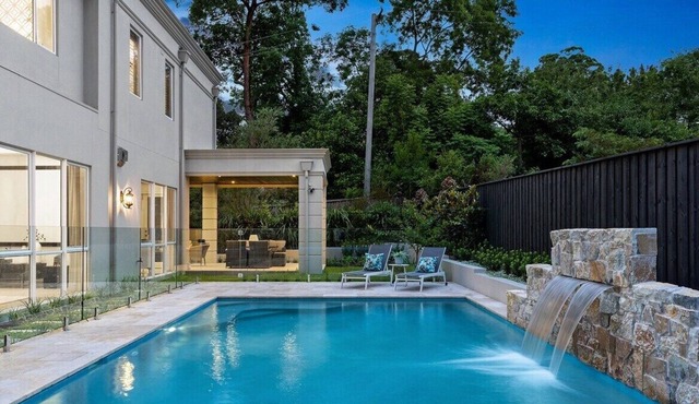 'Sunnyside' - Grand Turramurra Mansion with pool, cinema, butlers kitchen, the perfect entertainer!