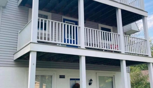 Sunnyside Lake Home at Conneaut Lake