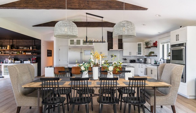 Sunnyside Sanctuary (3-Bedroom Home) by RedAwning