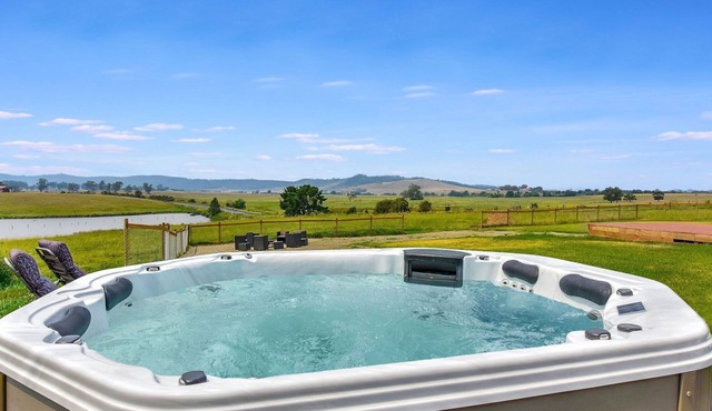 Sunrise and Sunset Hot Tub Views 600m walk to Doltone Anambah House Wedding Venue at Pelican Plains