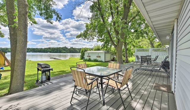 ‘Sunrise Bay’ w/Lake Access: Families Welcome!