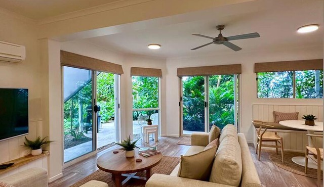 Sunrise Beach Holiday Apartment