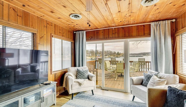 Sunrise Beach Lake House w/Water Views & Dock!