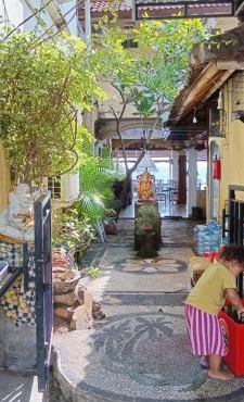 Sunrise Cafe Bungalows