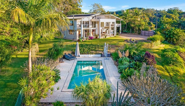 Sunrise Estate - Beautiful, spacious home - Byron Hinterland