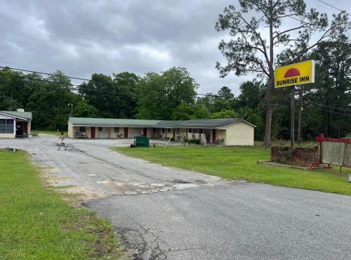 Sunrise Inn Cordele GA Near I 75