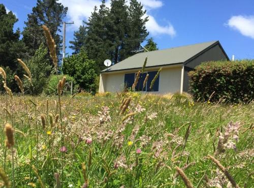 Sunrise Mountain View Cabin Retreat