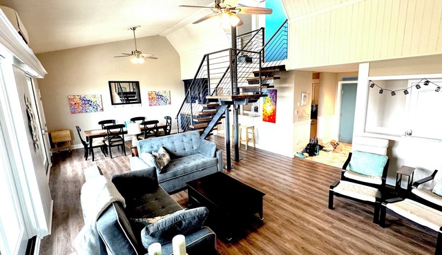 Sunrise Ocean and Sunset Bay Views 3-bd, 2.5 bath, PENTHOUSE with elevator!