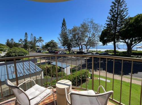 Sunrise on the Esplanade - Oceanfront Apartment