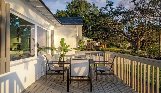 Sunrise On The Lake in Downtown Windermere