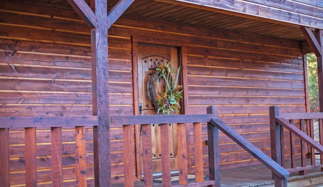 Sunrise Sanctuary: Amazing Mountain Sunrise View,Hot Tub,Hammock,Fireplace