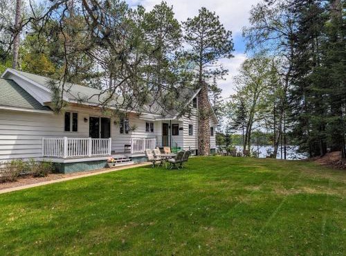 Sunrise Shores Retreat in Three Lakes WI