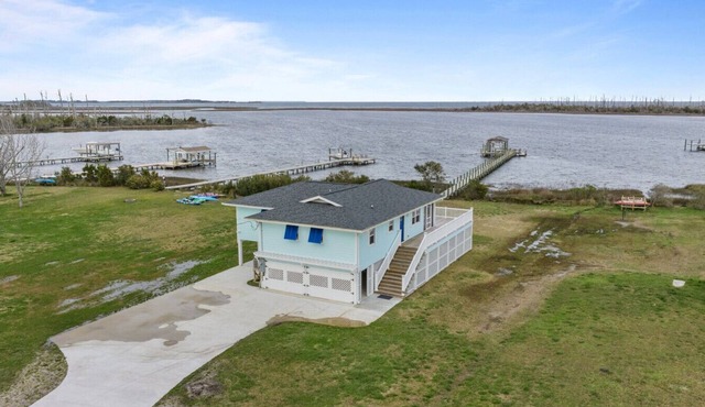 Sunrise Sound Cottage | Dock, Fishing & Sunrises