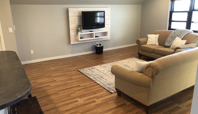 Sunrise Suite carriage house apartment
