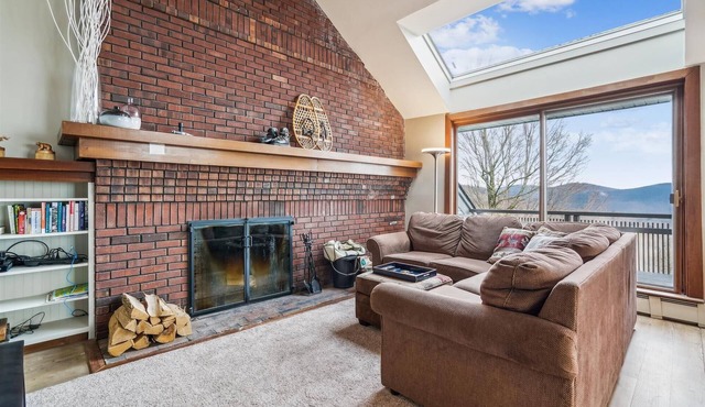 Sunrise Timberline K8, lovely 3 bedroom with ski on ski off