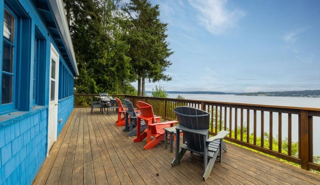 Sunrise View Waterfront Cabin